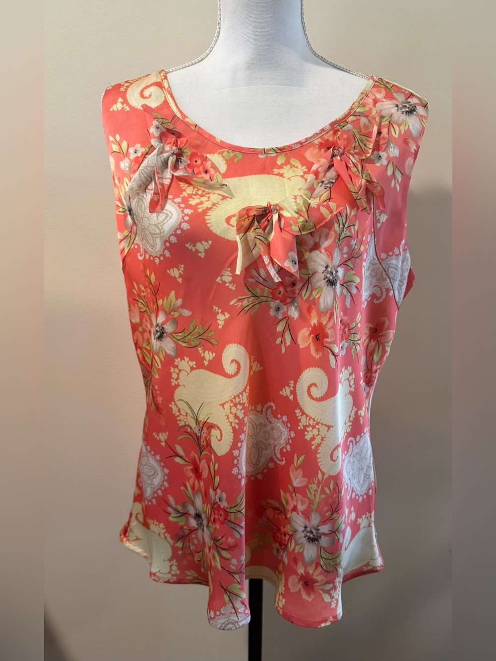 New Directions Coral Floral Sleeveless Top